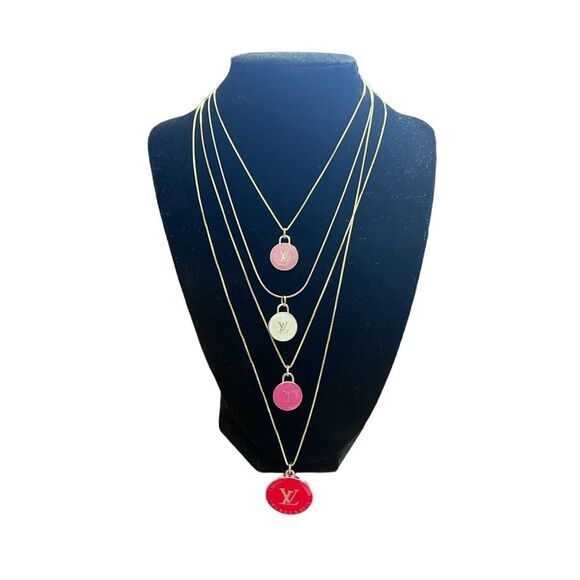 Authentic Louis Vuitton Pink Charm Adjustable Necklace - Picture 6 of 10